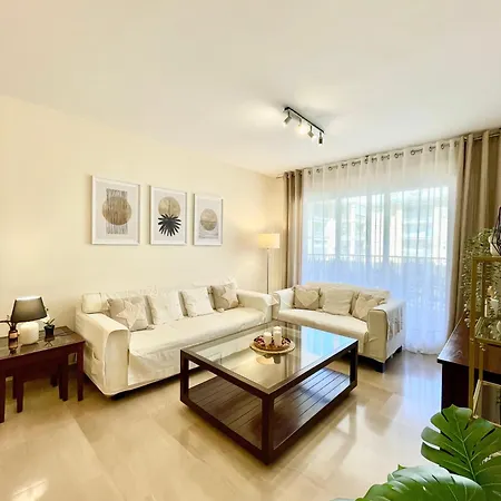 Bonito En Con Piscina Y Vistas Appartement